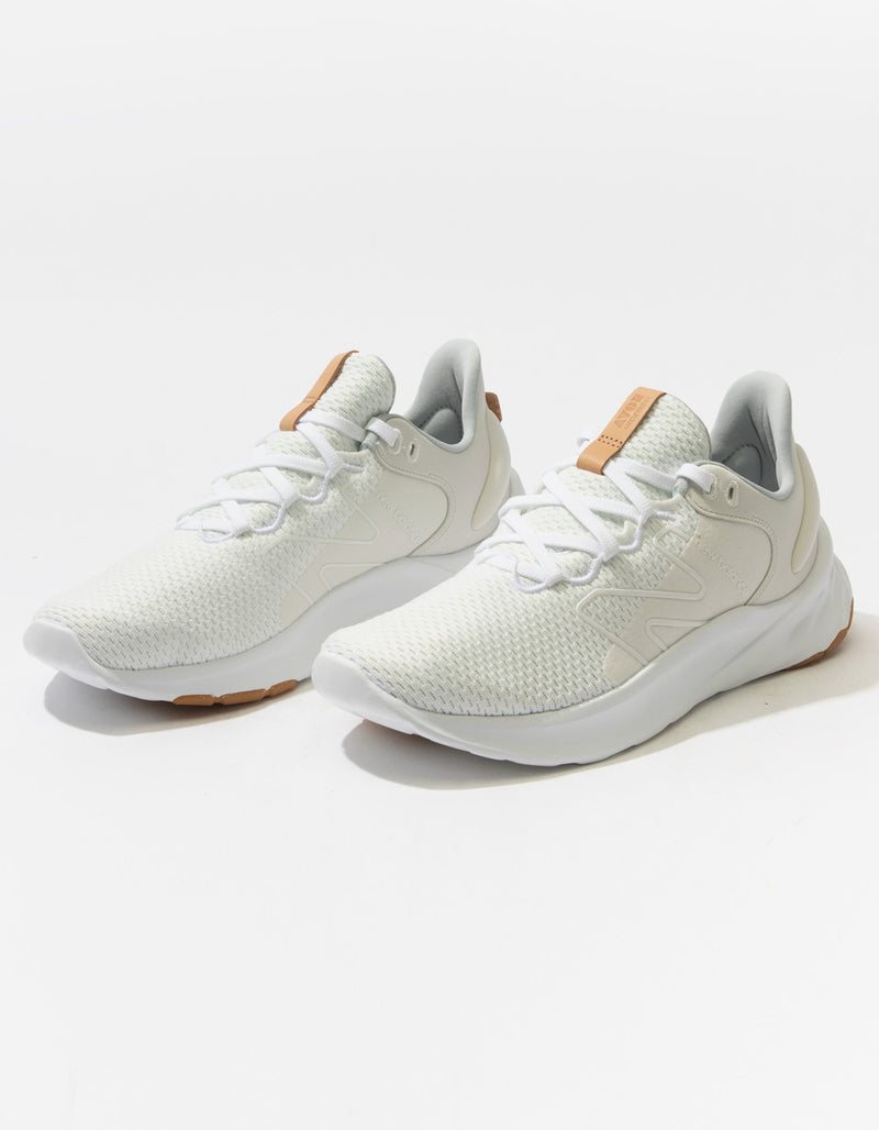 WROAVLS2 NEW BALANCE WOMENS FRESH FOAM ROAV V2 WHITE SIZE 11 - Scratch & Dent