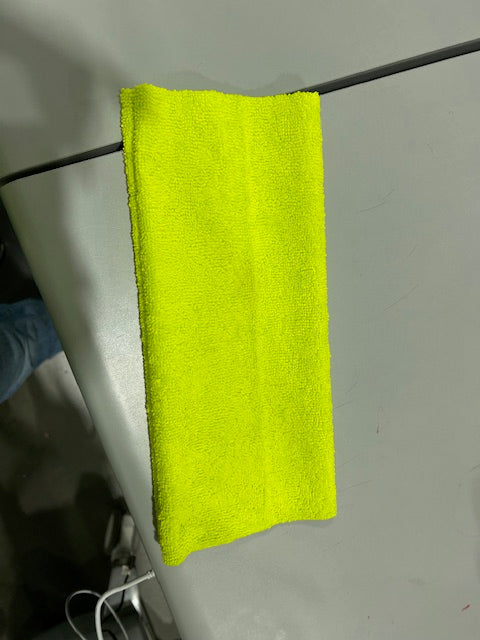 GENERIC GREEN 16" BY 12" WASH CLOTH - GREEN - Like New