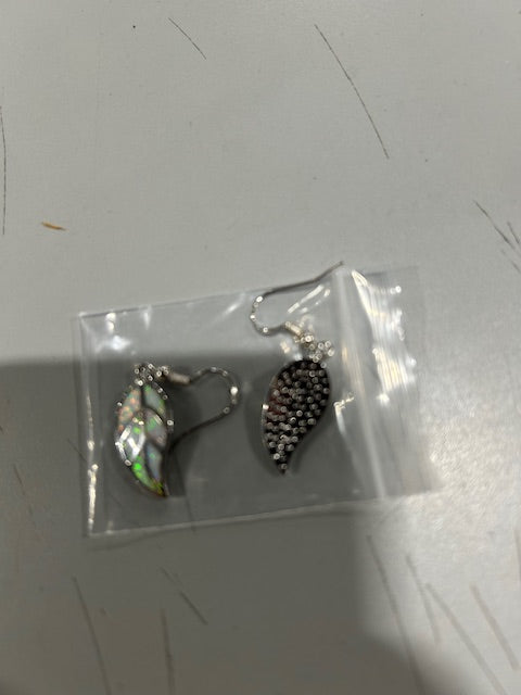 GENERIC SILVER AND WHITE LEAF EARRINGS - SILVER AND WHITE - Like New