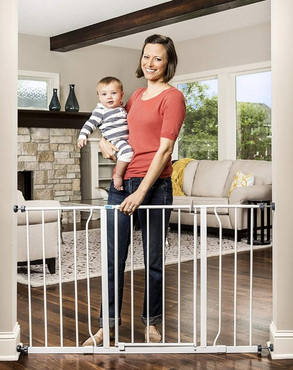 Regalo Easy Open 47-Inch Super Wide Walk Thru Baby Gate Bonus Kit - WHITE Like New