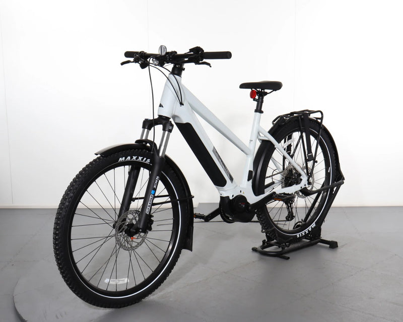 CANYON PATHLITE:ON 5 SUV MID-STEP - WHITE - Like New