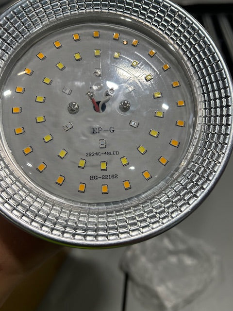 GENERIC 6 PACK ROUND LED PLANT GROWTH LIGHTS 5.25 - Like New