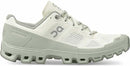 22.99618 ON Running Women Cloudventure White/Moss 7.5 Like New