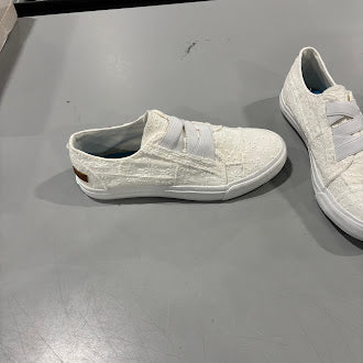 BLOWFISH MALIBU WOMEN'S MARLEY FASHION SNEAKER - 9 - WHITE FLOWERS DESIGN - Like New