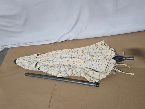 CALIFORNIA UMBRELLA PARKSIDE SERIES 9 FT ALUMINUM POLE - - Scratch & Dent