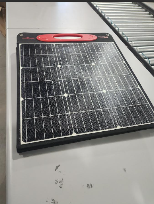 ROCKPALS (ROCKPOWER 200) SOLAR PANELS WITH OUTPUT 200W/18V OR 36V - BLACK/RED - Like New