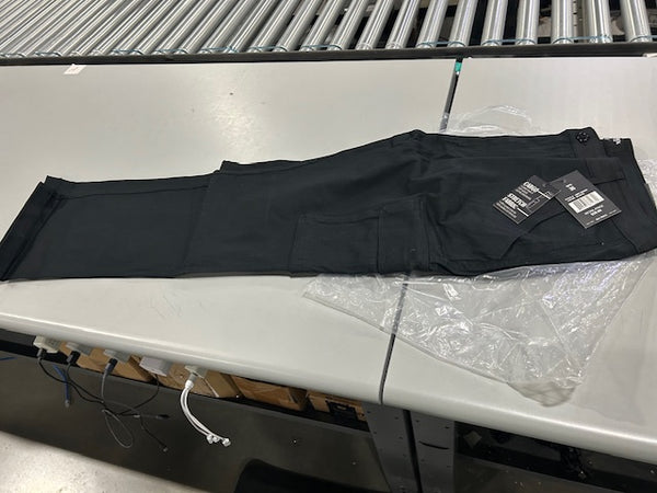 BLU ROCK NEW YORK BLACK SIZE 36 STRETCH CARGO PANTS - SIZE: MEN 36 - BLACK - Brand New