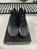 3026981 Under Armour Spotlight Clone 3.0 MC Mens Football Cleats, Size 11, Black - Like New
