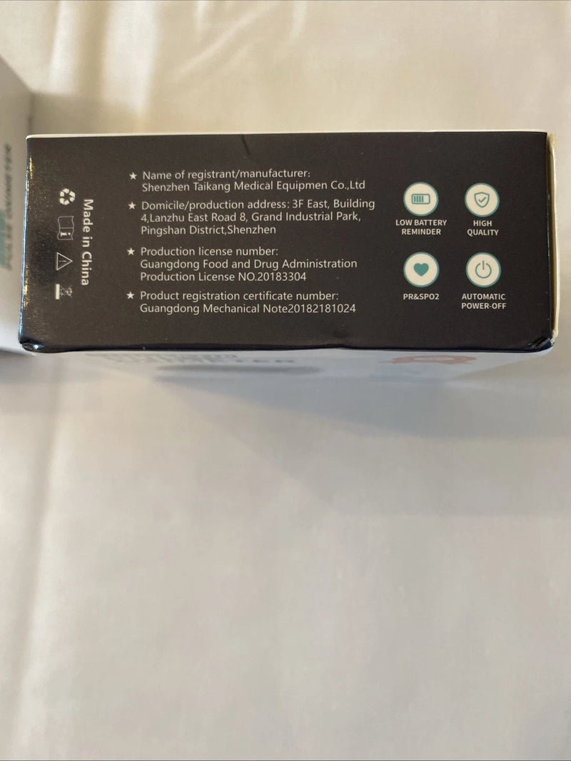 FINGERTIP FINGER TIP PULSE OXIMETER - WHITE - Like New