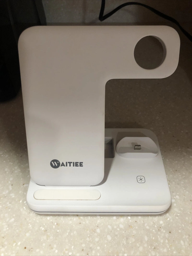 WAITIEE WIRELESS CHARGER 3 IN 1, 15W FAST CHARGING STATION APPLE WATCH - WHITE - Like New