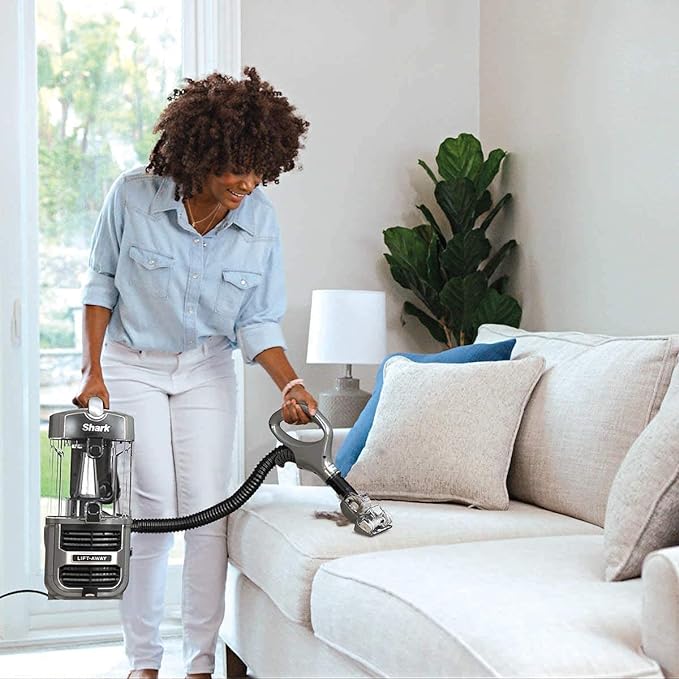 Shark Navigator Lift-Away Upright Vacuum UV650 - Gray - Like New