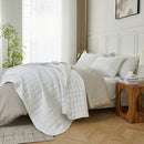 DAWSON COLLECTION DAWSON SEERSUCKER 3 PIECE TEXTURED QUILT SET KING - WHITE - Like New