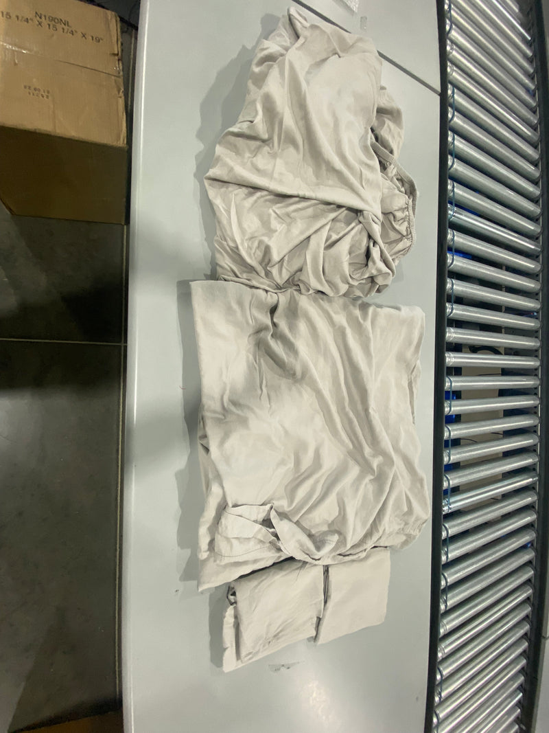 NOBLE HOUSE KING 300 THREAD COUNT SHEET SET - GRAY - Like New