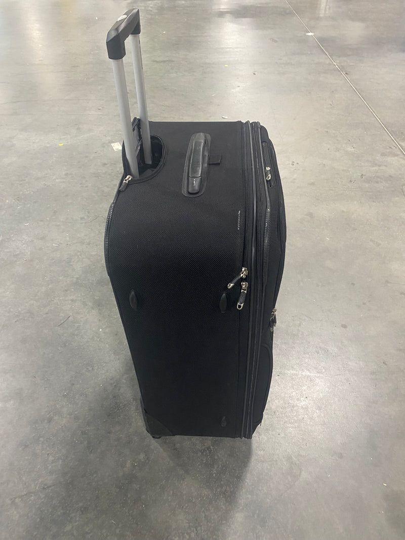 SAMSONITE LUGGAGE 26" EXPANDABLE UPRIGHT SUITER 27X19X9"(EXPANDS TO 11") - BLACK - Like New
