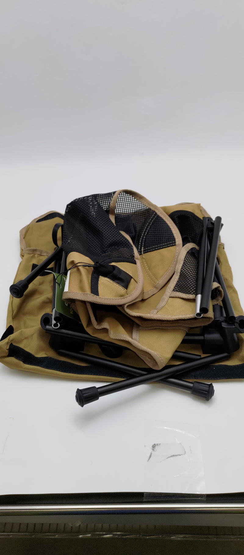 ORAGATI ERGONOMIC FOLD-OUT CAMPING CHAIR WITH ADJUSTABLE HEIGHT - KHAKI - Like New