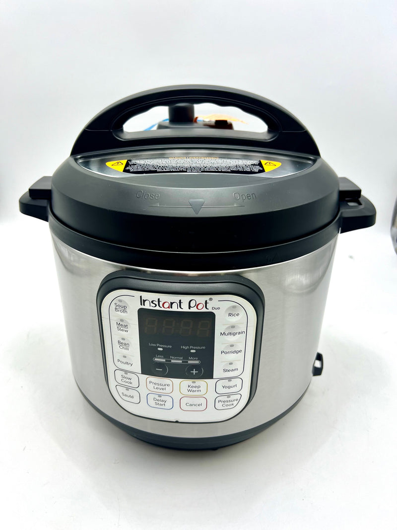 Instant Pot - 6Qt Duo Pressure Cooker - Silver - Scratch & Dent