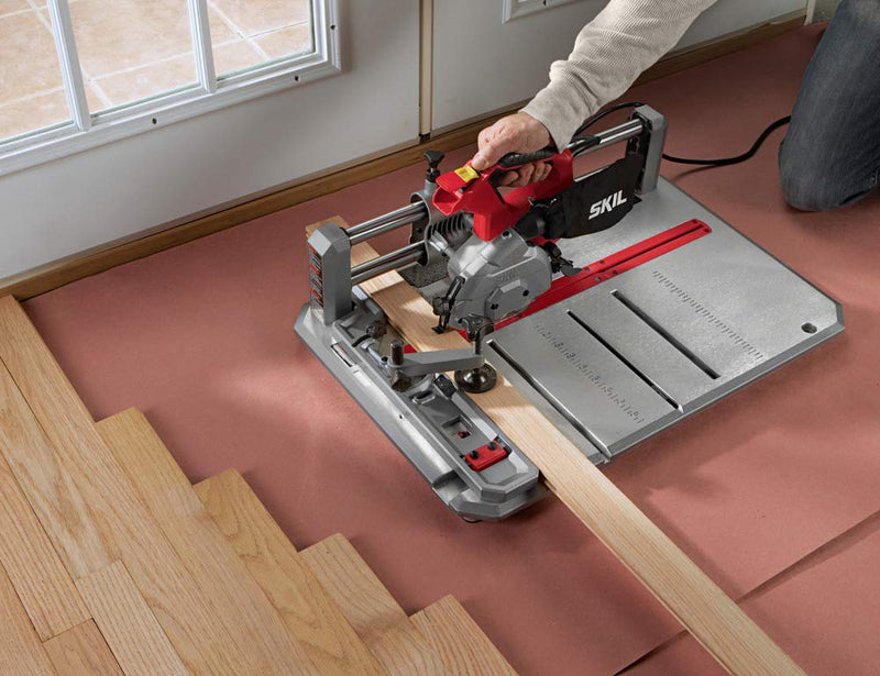 SKIL 3601-02 FLOORING SAW WITH 36T CONTRACTOR BLADE, RED AND BLACK - Like New