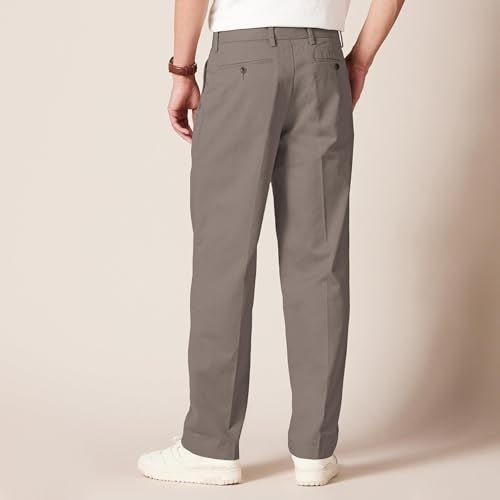 Amazon Essentials Men's Classic Fit Wrinkle Resistant Pleated Chino Pant - Brand New