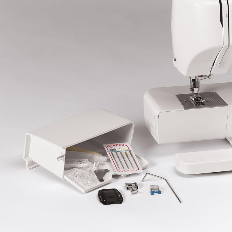 SINGER 2250 Tradition Basic 10 Stitch Sewing Machine - White Like New