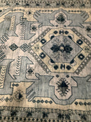 KATHY IRELAND HOME 27X45 FLANNEL WASHABLE RUG - BLUE WHITE BEIGE - Brand New