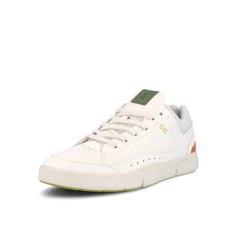 48.98996 ON ROGER CENTRE COURT WOMENS, SIZE US 7 - WHITE/CORAL - Like New
