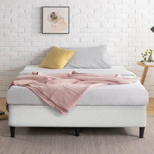 ZINUS 14 INCH FREE STANDING SMART BOX SPRING MATTRESS KING - BLACK - Like New