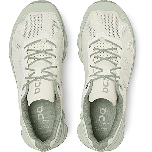 22.99618 ON Running Women Cloudventure White/Moss Size 9.5 - Like New