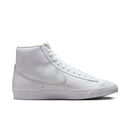 NIKE BLAZER MID '77 VNTG NAS MENS SHOES - SIZE: MEN 10.5 - WHITE - Like New