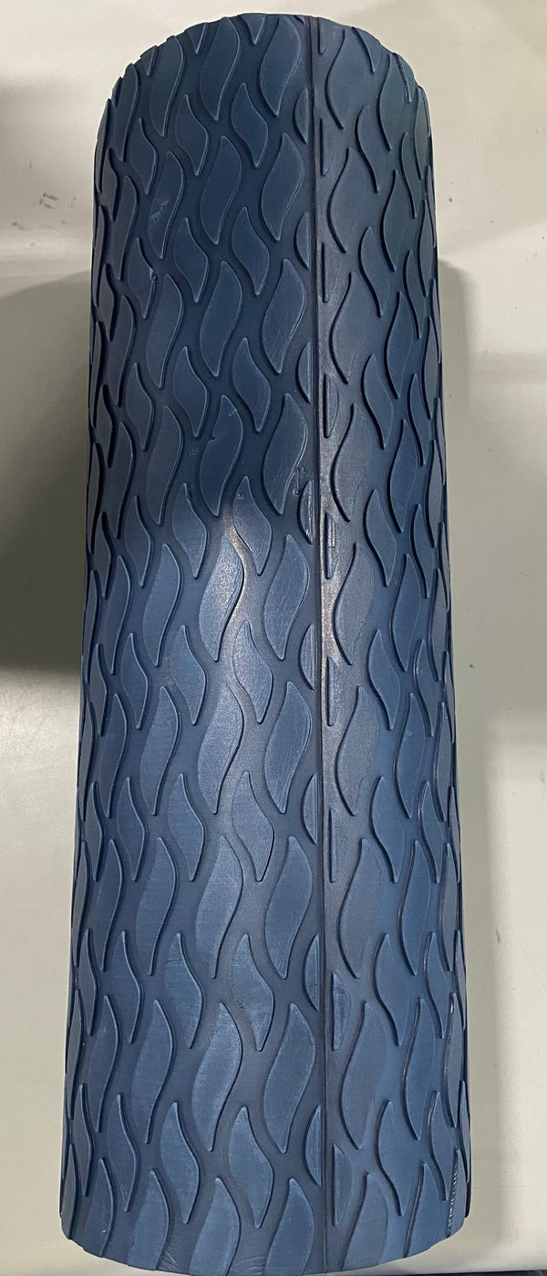 ALL IN MOTION 18" TEXTURED FOAM ROLLER - NAVY BLUE - Like New