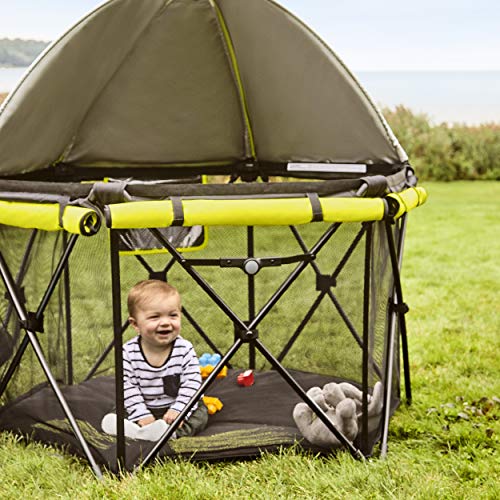 EVENFLO PLAYAWAY PORTABLE PLAYARD DELUXE 15 SQ FT - ADVENTURER - Like New