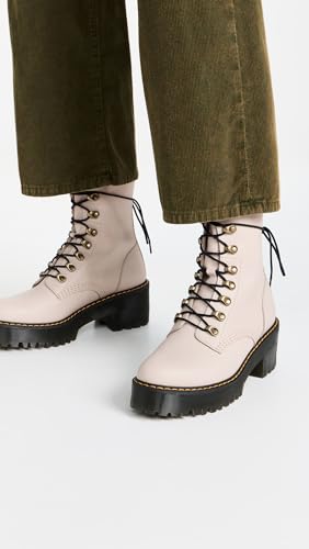 22601001 Dr. Martens Women's Leona Leather Heeled Boot Fashion - Like New