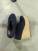 ZUKA DENIM WEDGE HEEL, ALEXA STOCK - SIZE: WOMEN 8 - DENIM /NAVY BLUE - Like New