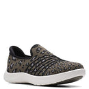 CLARKS WOMEN'S ADELLA STEP SNEAKER DARK OLIVE SIZE 8 - Like New