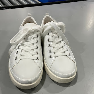 VIONIC WOMENS WINNY - SIZE: WOMEN 9 (AU/UK W6.5) (EU W40) - NAPPA WHITE - Like New