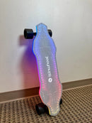 ISINWHEEL V6 PRO ELECTRIC SKATEBOARD WITH PEDAL LIGHTS & REMOTE CONTROL - GRAY - Like New