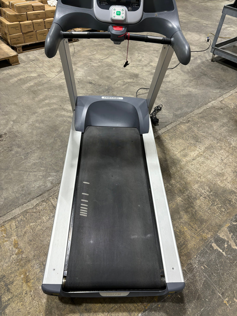 PRECOR USA 932I TREADMILL - GRAY - Scratch & Dent