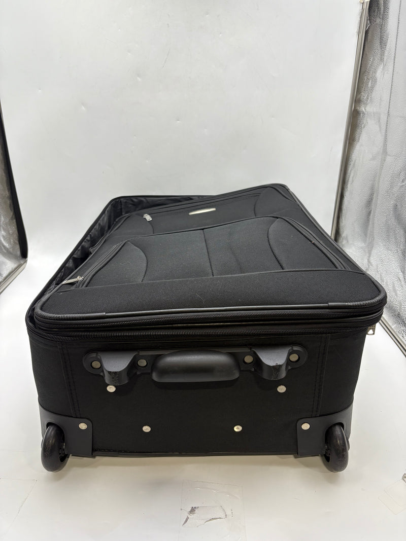 ROCKLAND 24 INCH FASHION SOFTSIDE UPRIGHT LUGGAGE EXPANDABLE, - BLACK - Brand New