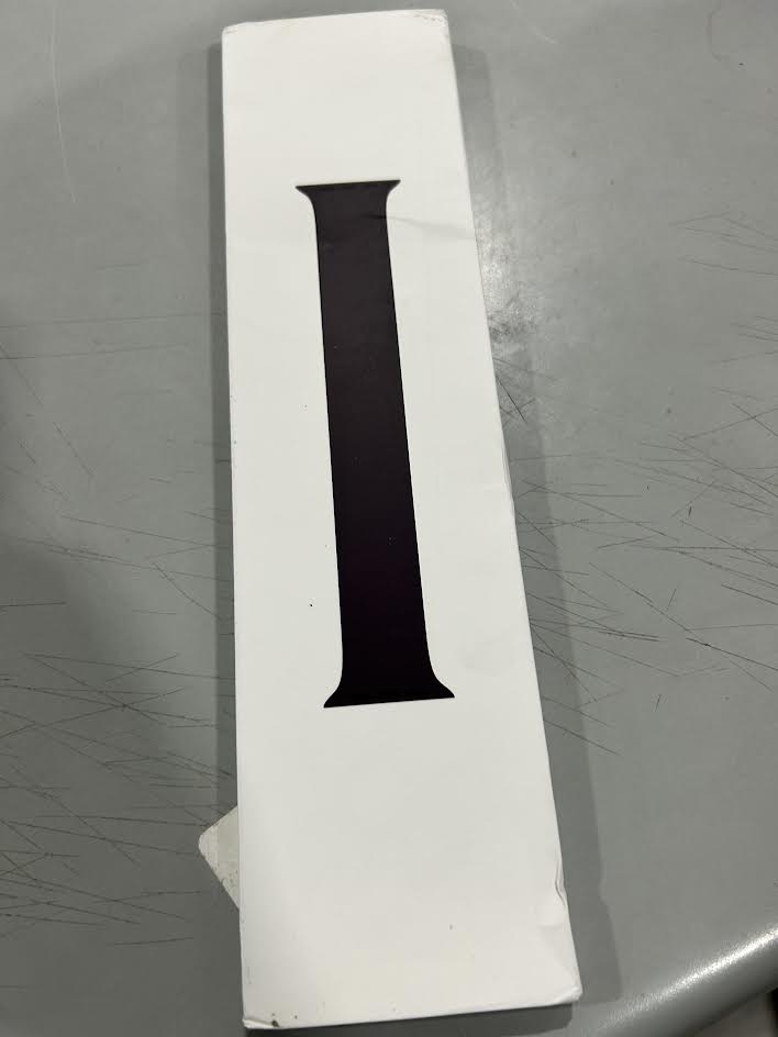 APPLE WATCH SOLO LOOP 45MM - SIZE: 6 - DARK CHERRY - Brand New