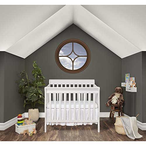 DREAM ON ME NURSERY ESSENTIALS BUNDLE DREAM ON ME ADEN 4-IN-1 MINI CRIB - WHITE - Like New