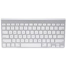 APPLE BLUETOOTH WIRELESS KEYBOARD (MC184LL/A) - WHITE - Scratch & Dent