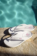 REEF WOMEN'S WATER COURT BEACH FLIP FLOPS SIZE: WOMEN 8 (EU W38.5) WHITE - Like New
