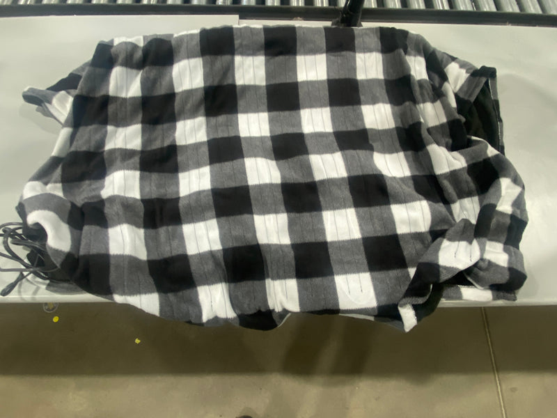SUNBEAM FLEECE HEATED THROW, 50IN X 60IN, 127CM X 152 CM - BLACK/WHITE - Like New