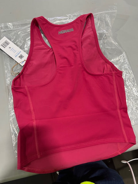 HOKA ONE ONE HOKA PINK XS FITTED TANK - SIZE: WOMEN XS - PINK - Brand New