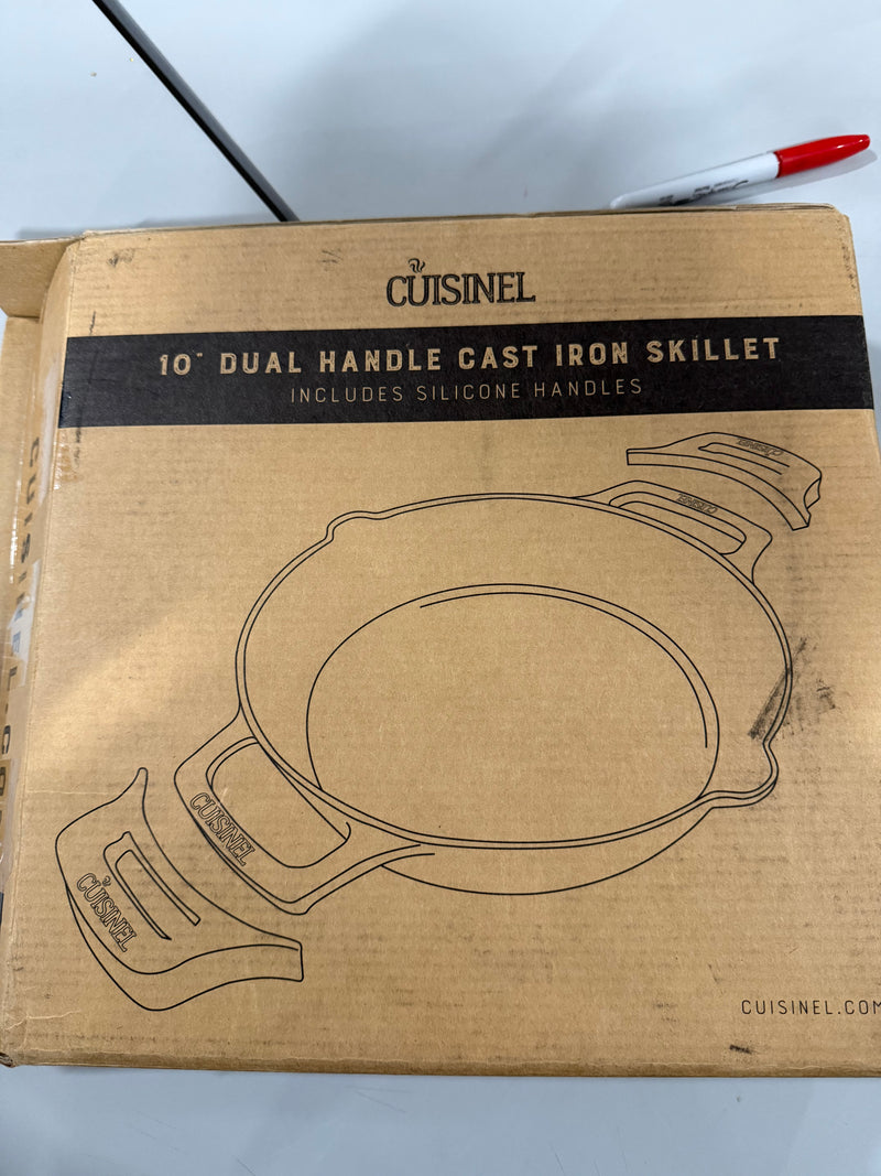CUISINEL 10" DUAL HANDLE CAST IRON SKILLET IRON SILICONE HANDLES - BLACK - Like New