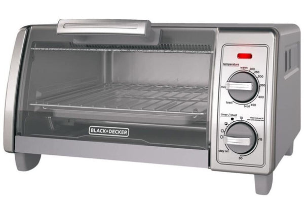 BLACK DECKER 4 SLICE TOASTER OVEN STAINLESS STEEL TO1700SG - - Scratch & Dent