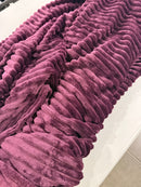 NOBLE HOME NOBLE HOUSE PLUM FLEECE BLANKET - PLUM PURPLE - Like New