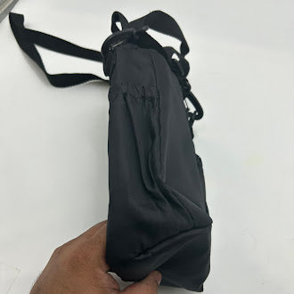 BLOGILATES WATER BOTTLE SLING - BLACK - Brand New