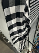 115" BY 94" BLACK AND WHITE CHECKERED TABLECLOTH - CHECKERED BLACK/WHITE - Like New