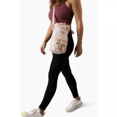 BLOGILATES WATER BOTTLE SLING - PEACH - Brand New