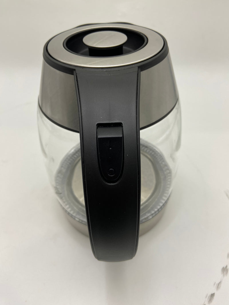 CHEFMAN ELECTRIC KETTLE 1.8L CAPACITY - BLACK/STAINLESS STEEL - Like New